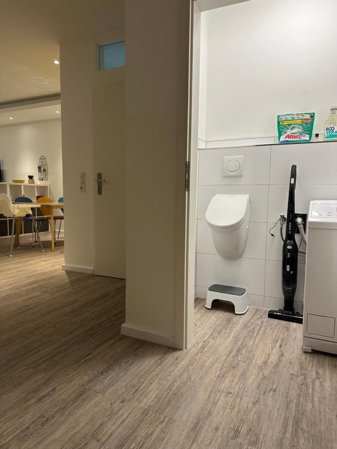Am Kleinen Muehlenteich - Zentrale Ruhige Lage Mit Parkplatz Und Fahrraedern Apartment Фленсбург Екстериор снимка